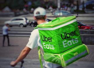 Como ganhar $1000 por semana com Uber Eats: A minha história