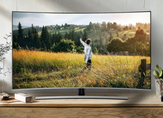É uma televisão curva que vale a pena: TVs Curvas vs TVs Planas
