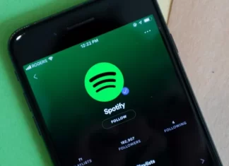 Porque é que o seu Spotify pausa canções? Aqui está como consertar